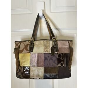 Coach Vintage Y2K Patchwork Tote Bag Multicolor Suede Leather Canvas Authentic